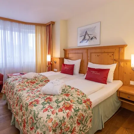 Voetter's In Am Kitzsteinhorn - Skibus Direkt Kaprun