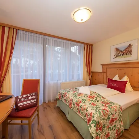 Voetter's In Am Kitzsteinhorn - Skibus Direkt カプルーン