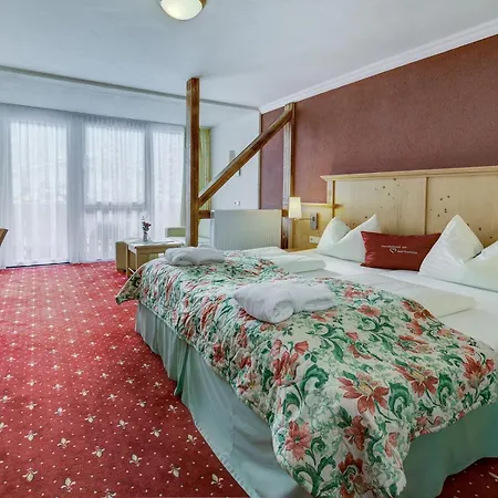 Voetter's In Am Kitzsteinhorn - Skibus Direkt カプルーン