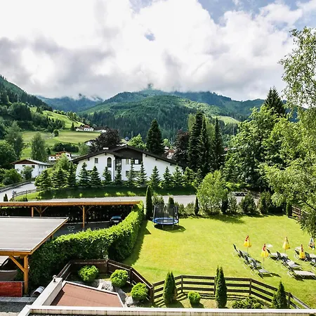 Voetter's In Am Kitzsteinhorn - Skibus Direkt Hotel