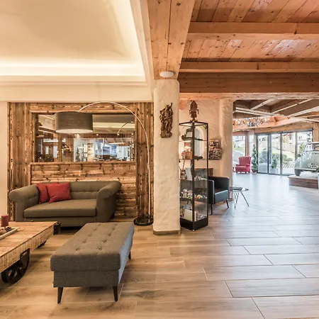 Voetter's In Am Kitzsteinhorn - Skibus Direkt Kaprun