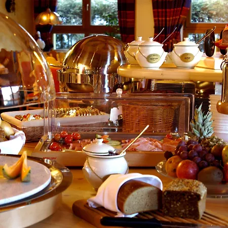 ホテル Voetter's In Am Kitzsteinhorn - Skibus Direkt 4*