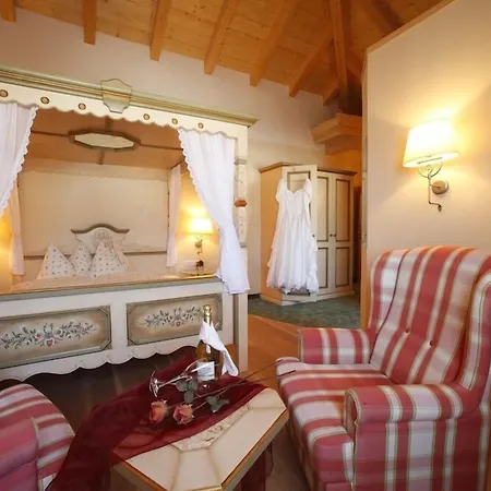 Voetter's In Am Kitzsteinhorn - Skibus Direkt Szálloda 4*