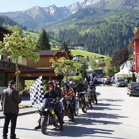 Hotel Voetter's In Am Kitzsteinhorn - Skibus Direkt